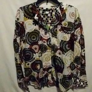 NWT Vera Bradley button down top